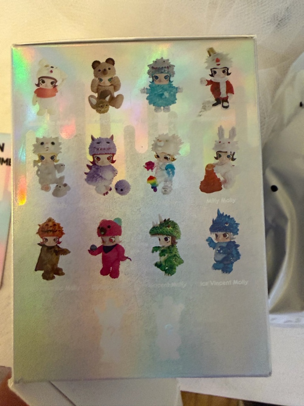 Instinc Toy x Pop Mart Erosion Molly Costume - Snowy Molly - Picture 4 of 6